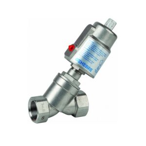 Valvula de asiento inclinado a/inox. A-316 con rosca 1-1/4" y actuador neumatico simple efecto